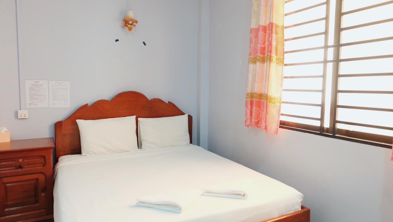Khmer Village Guesthouse Phnom Penh Dış mekan fotoğraf